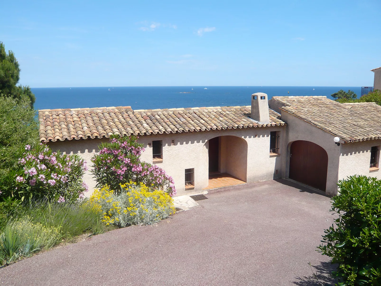 La Baïassière-Buiten