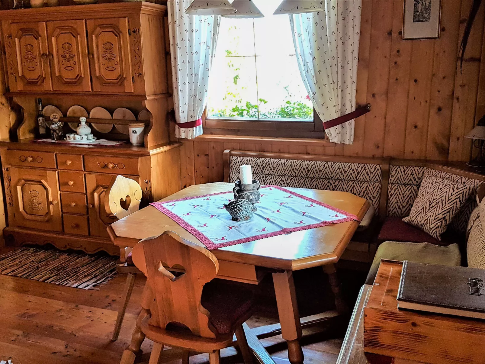 Saurachberghütte-Binnen