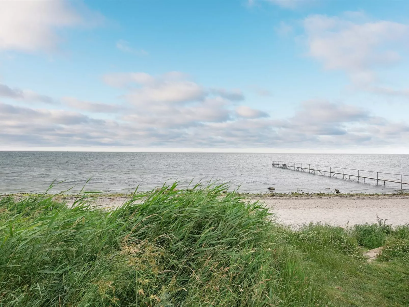 "Birge" - 200m from the sea-Buiten