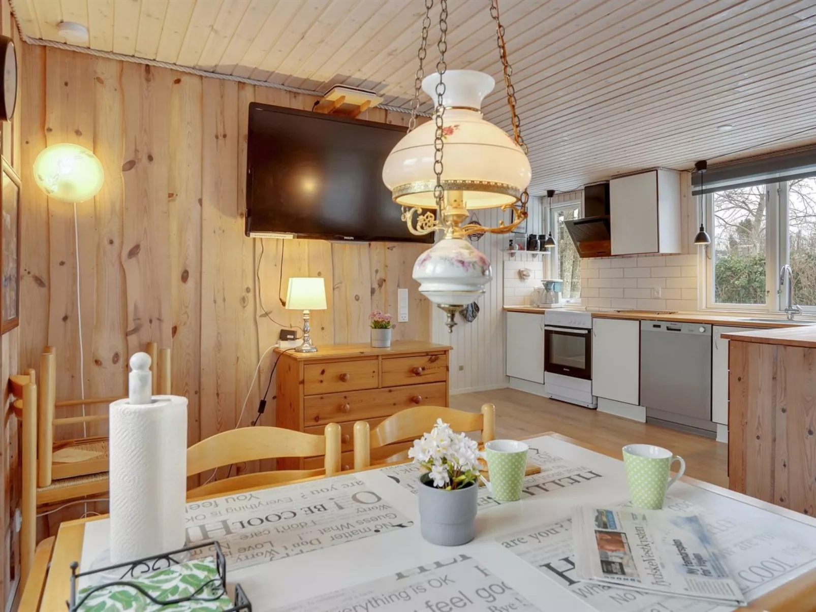 "Winona" - 300m from the sea-Binnen