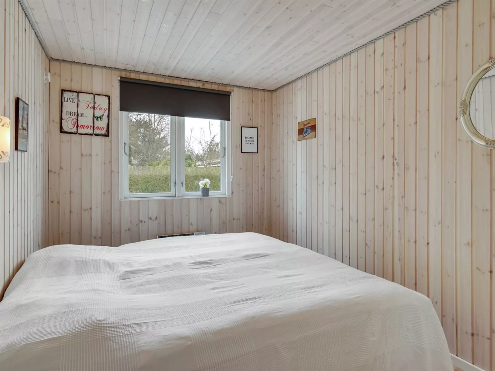 "Winona" - 300m from the sea-Buiten