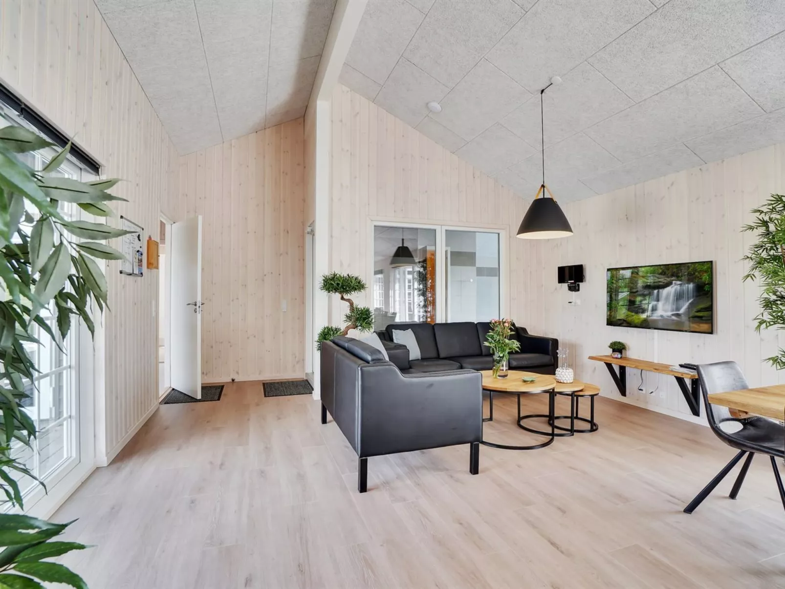 "Damita" - 350m from the sea-Binnen