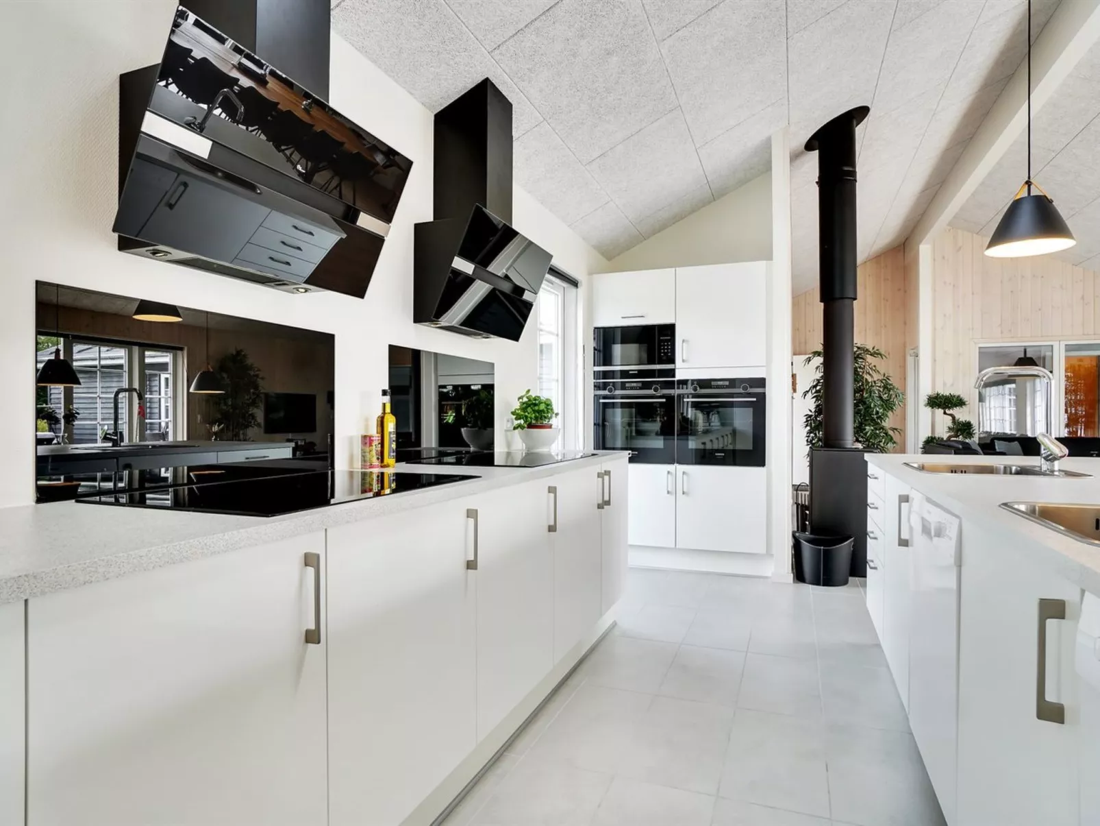 "Damita" - 350m from the sea-Binnen