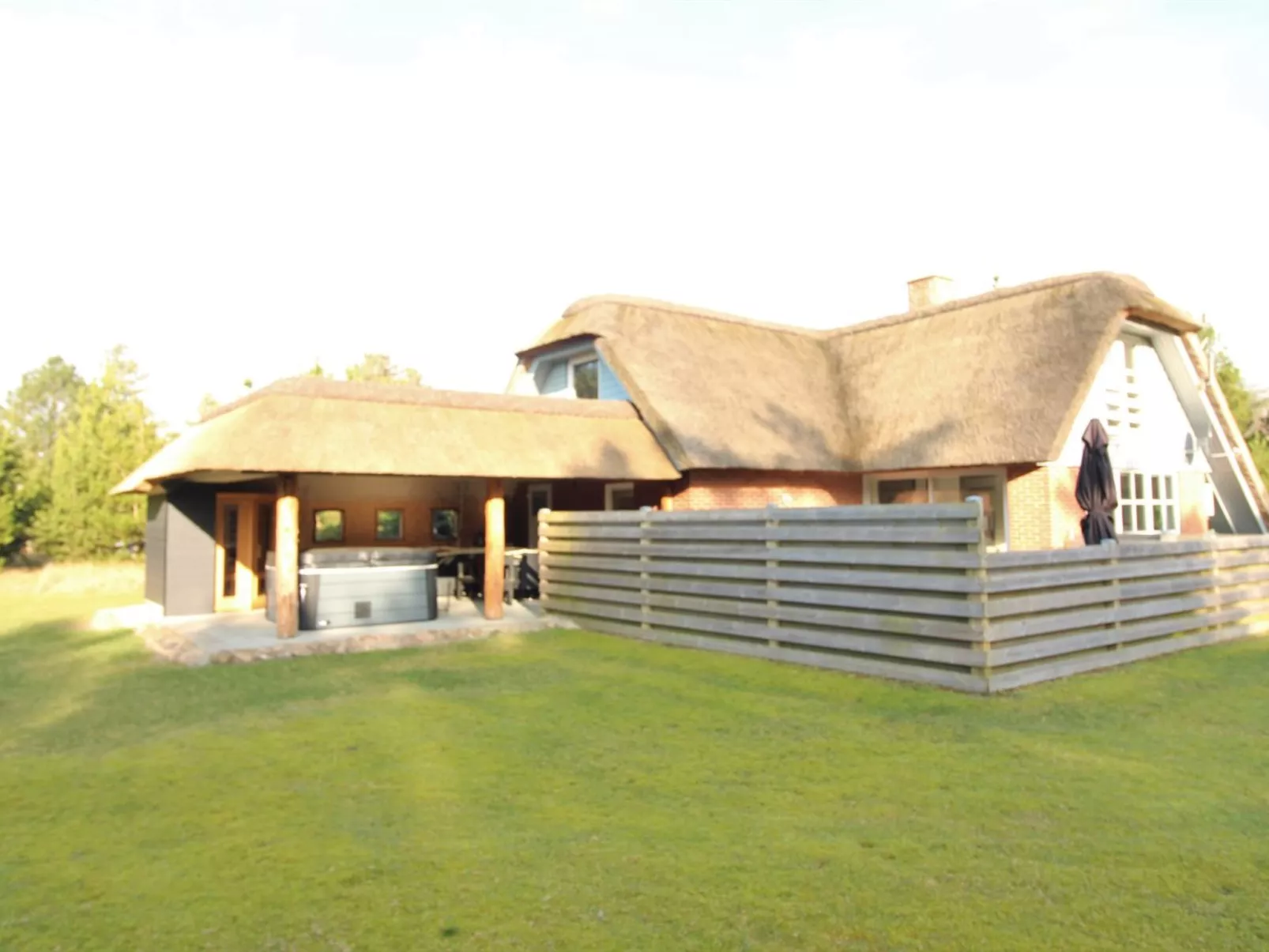 "Arja" - 2.2km from the sea