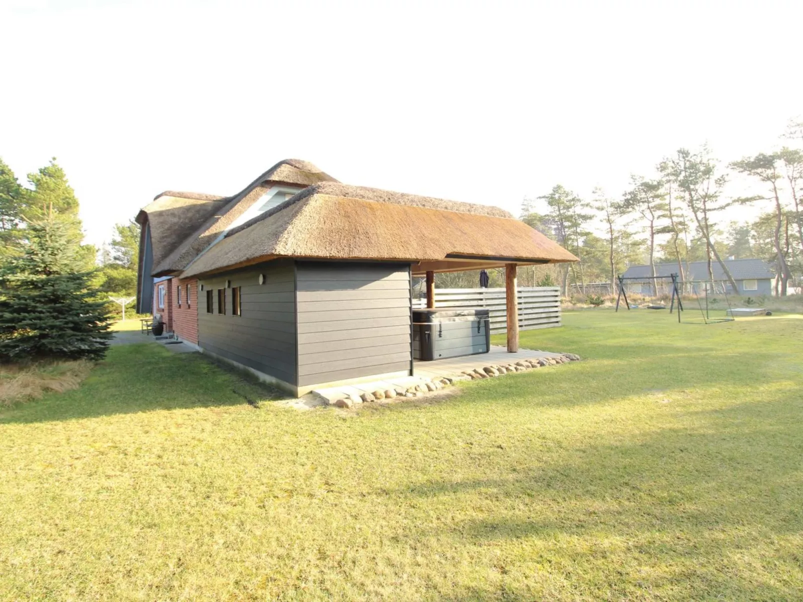 "Arja" - 2.2km from the sea