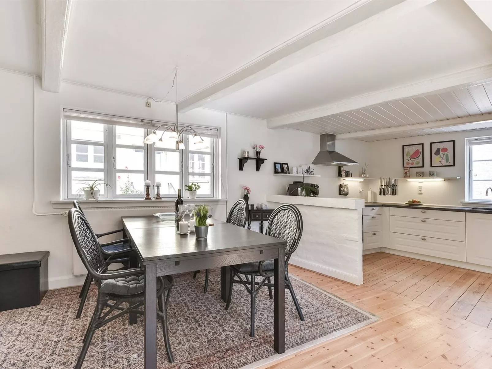 "Zezilie" - 500m from the sea-Binnen
