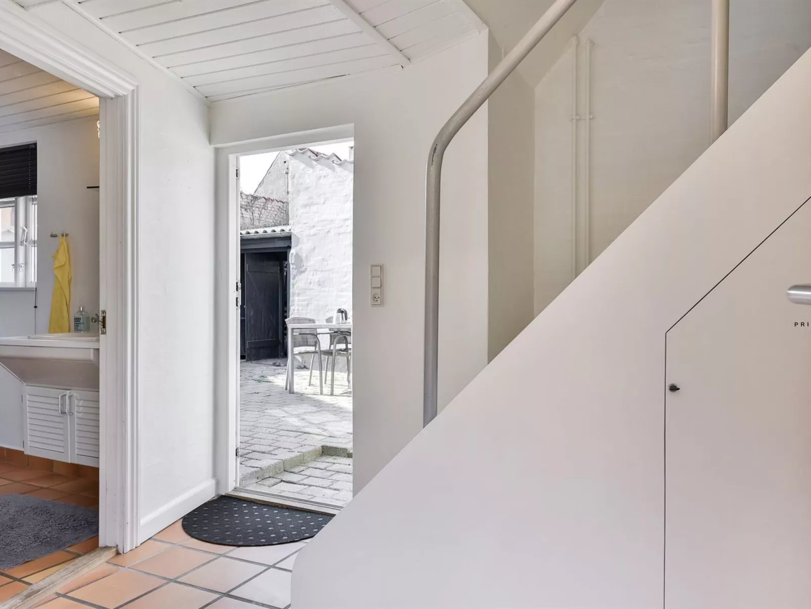 "Zezilie" - 500m from the sea-Binnen