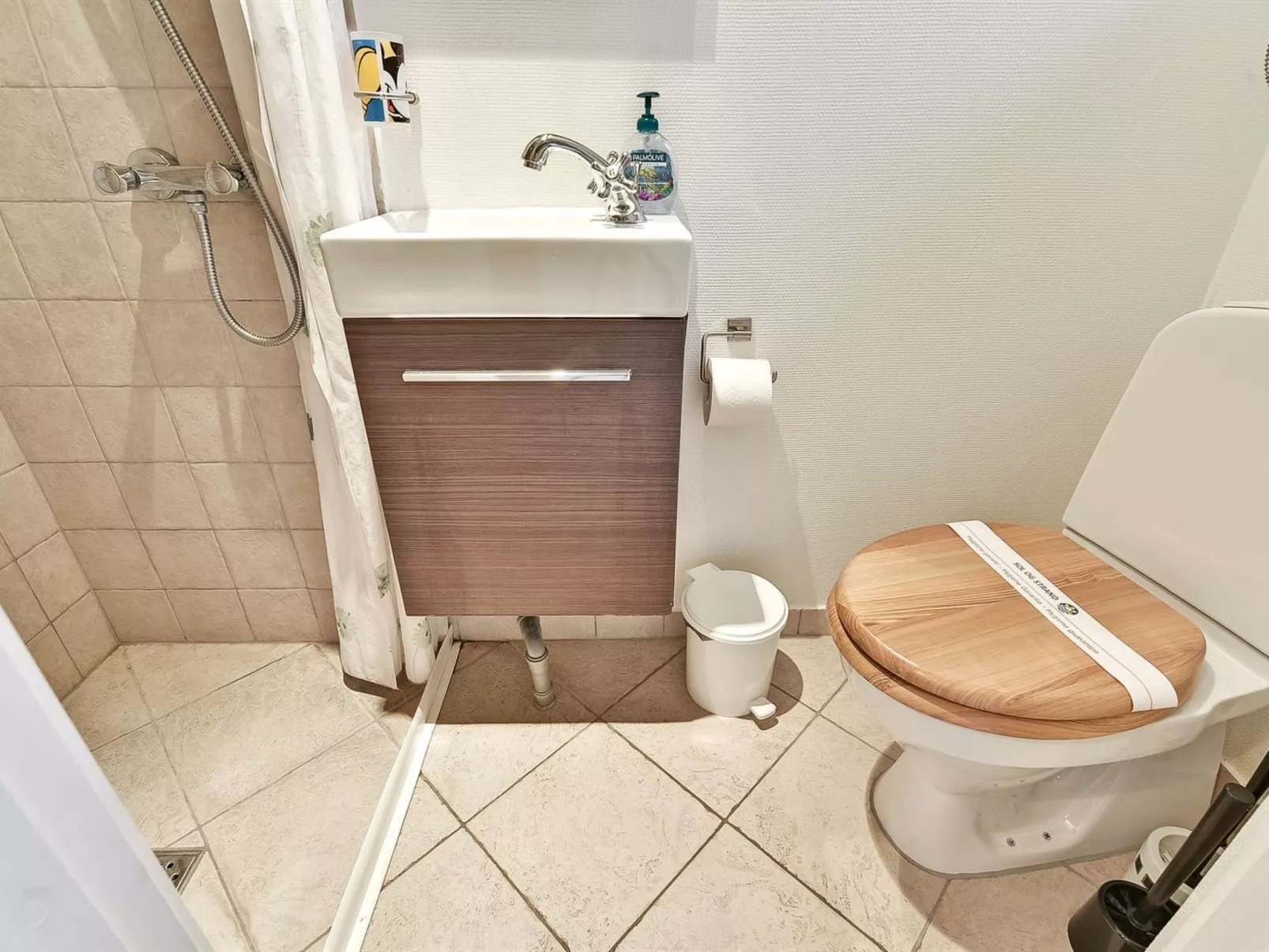 "Viljami" - 20m from the sea-Binnen