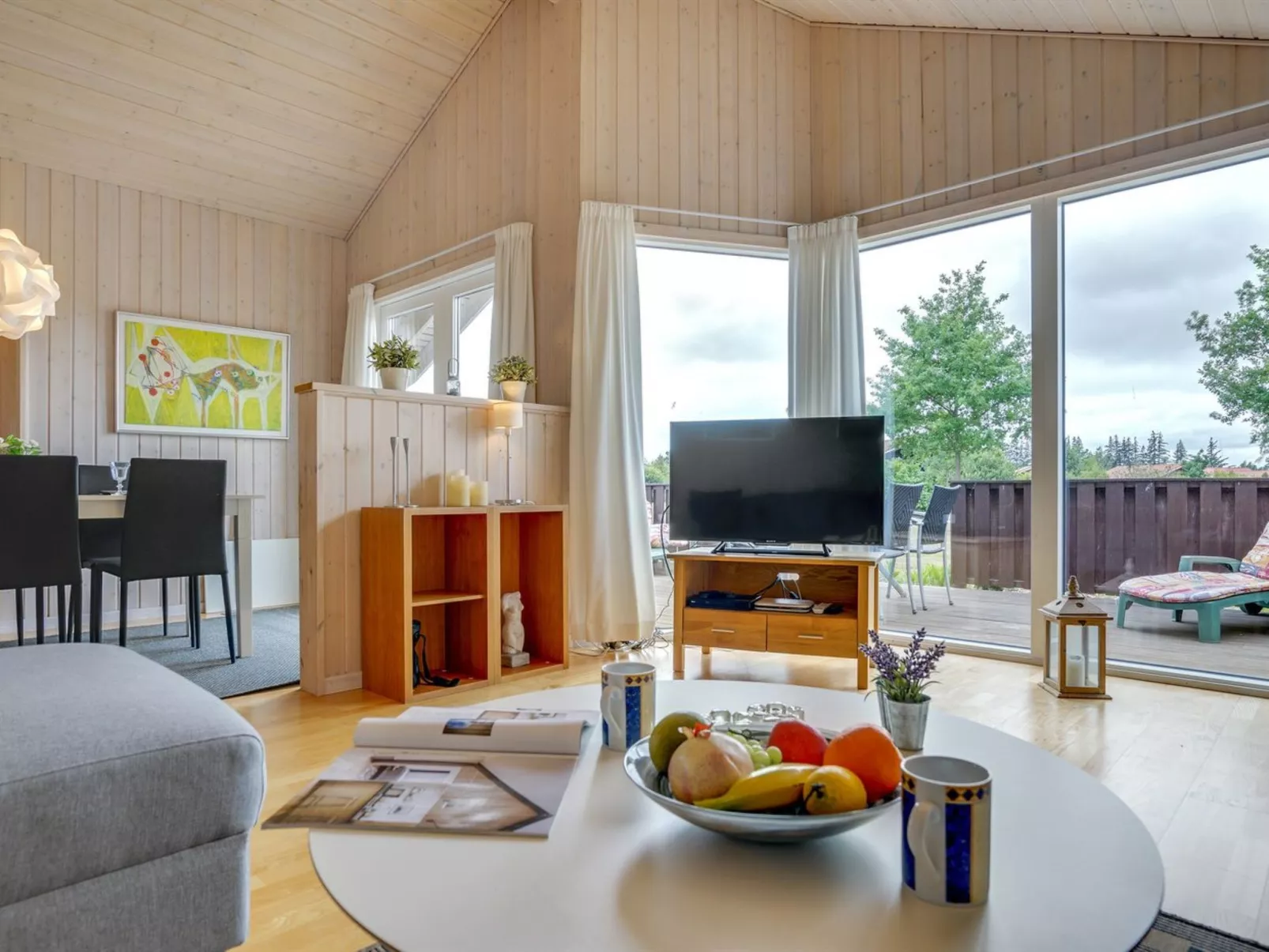 "Florentin" - 1km from the sea-Binnen