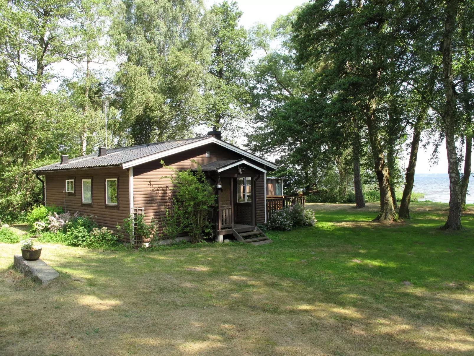 Kjuge Nya Huset-Buiten