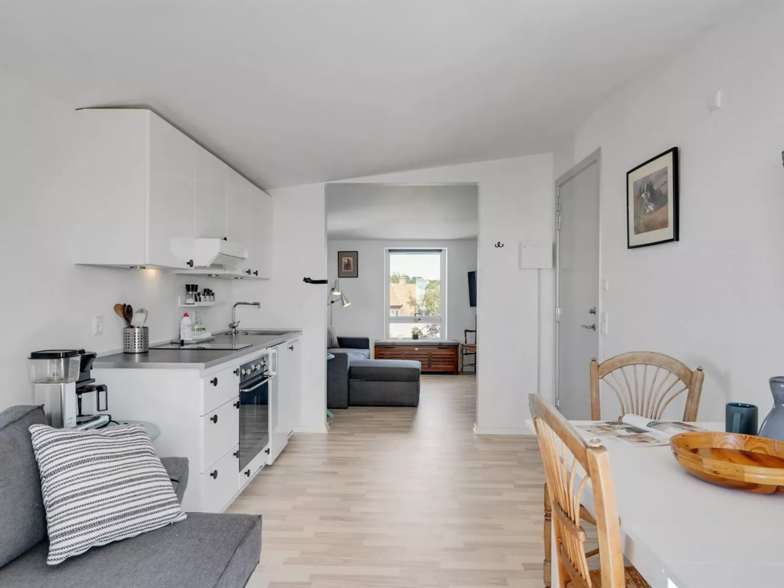 "Axlan" - 50m from the sea-Binnen