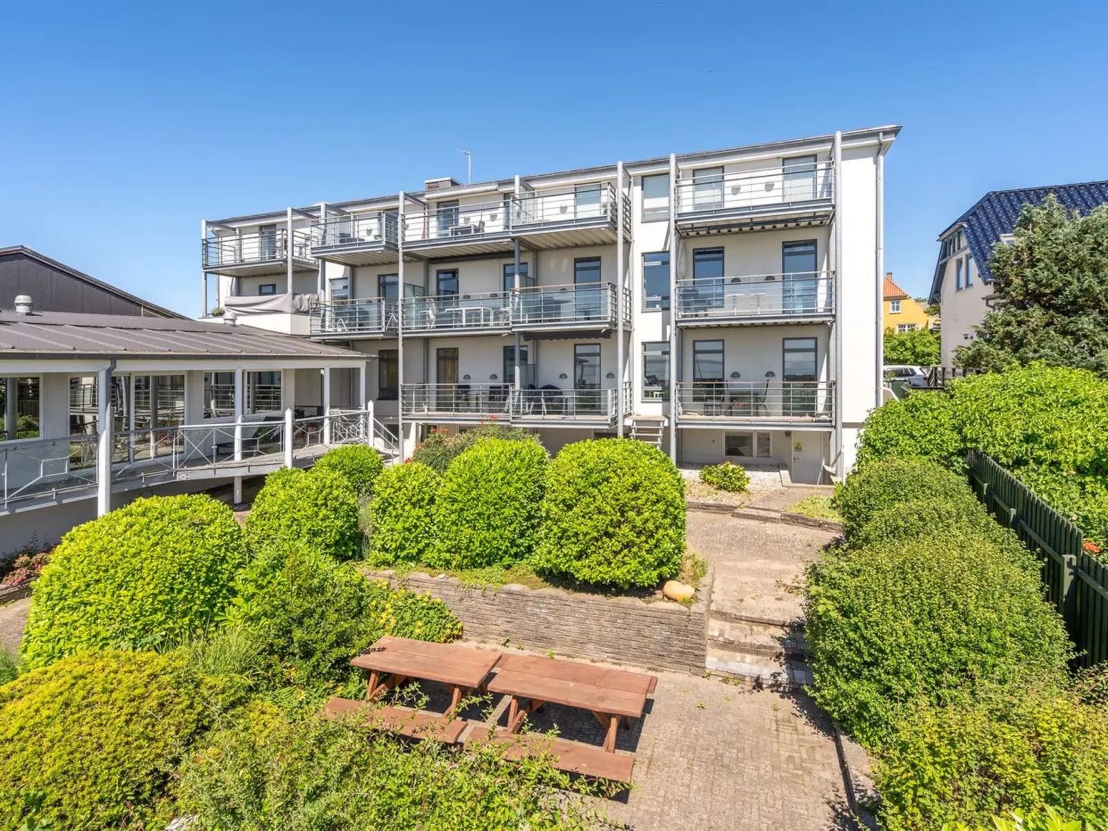 "Axlan" - 50m from the sea-Binnen