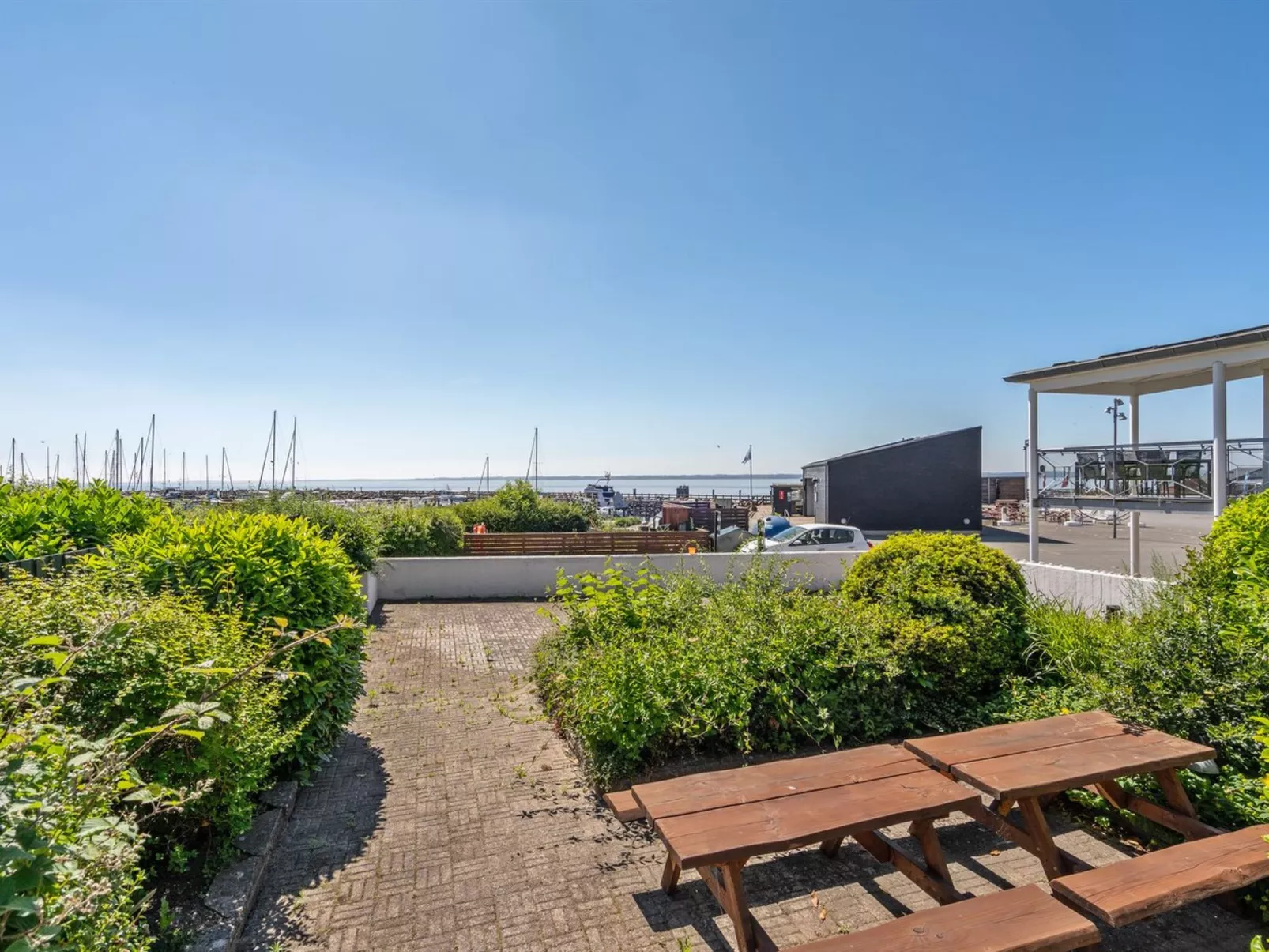 "Axlan" - 50m from the sea-Binnen