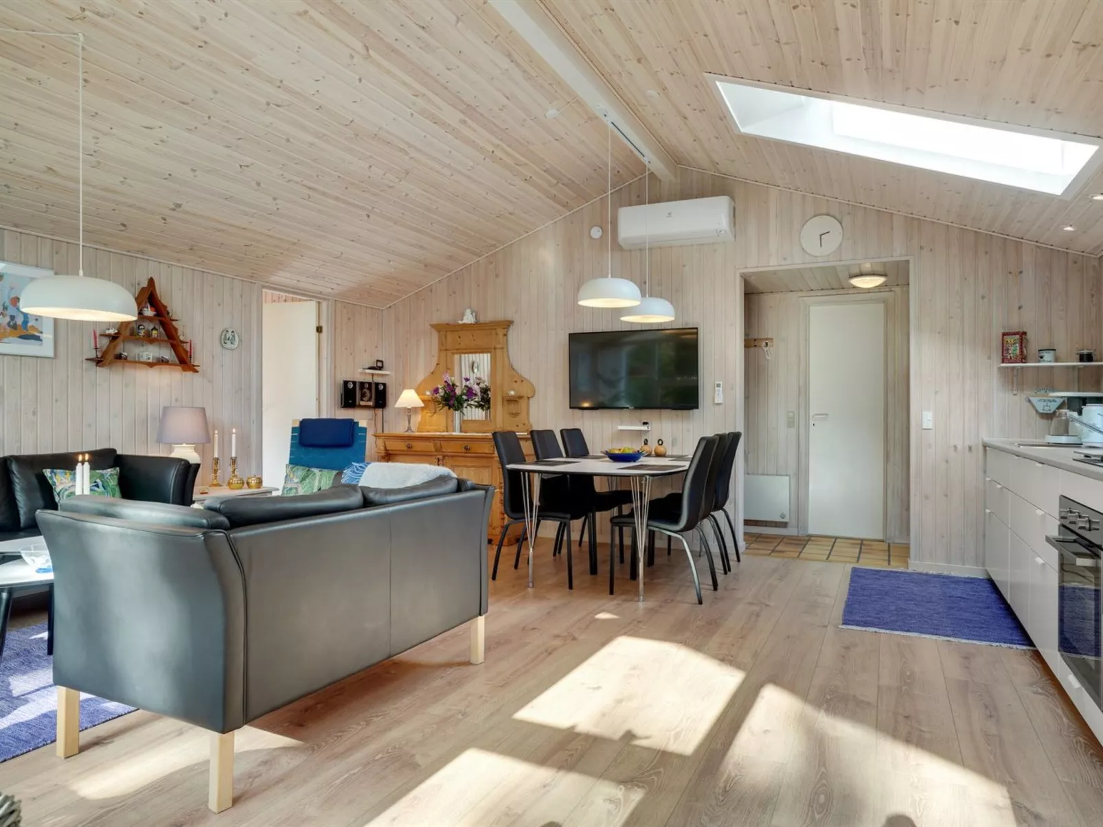 "Delco" - 200m from the sea-Binnen