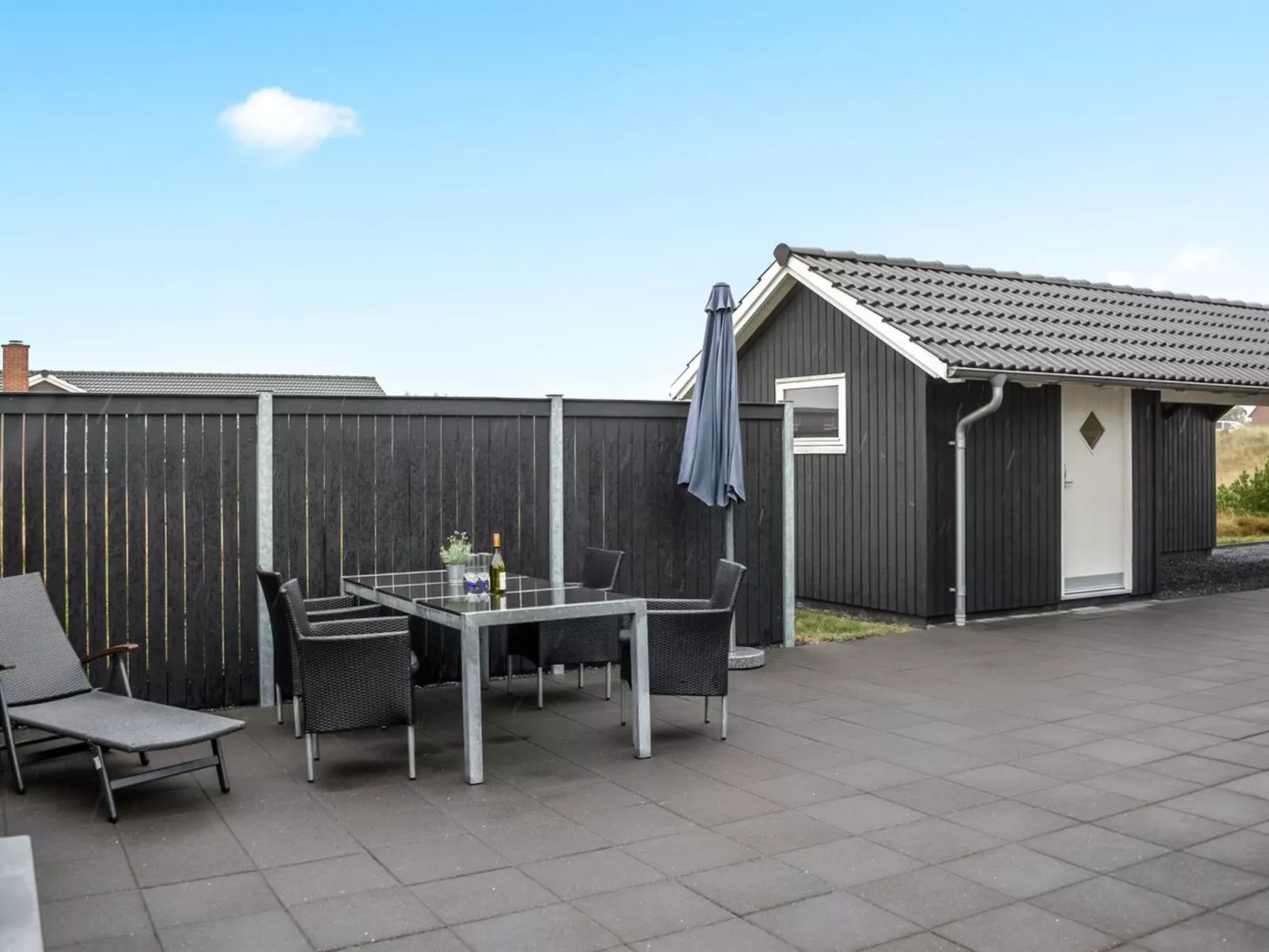 "Christan" - 1.2km from the sea-Buiten