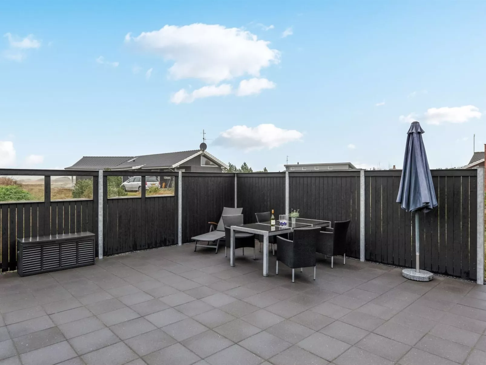 "Christan" - 1.2km from the sea-Buiten