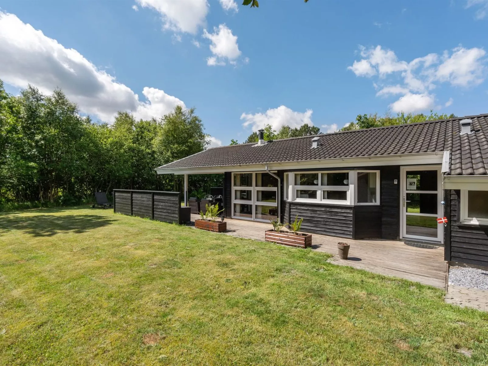 "Arny" - 1.5km from the sea-Buiten