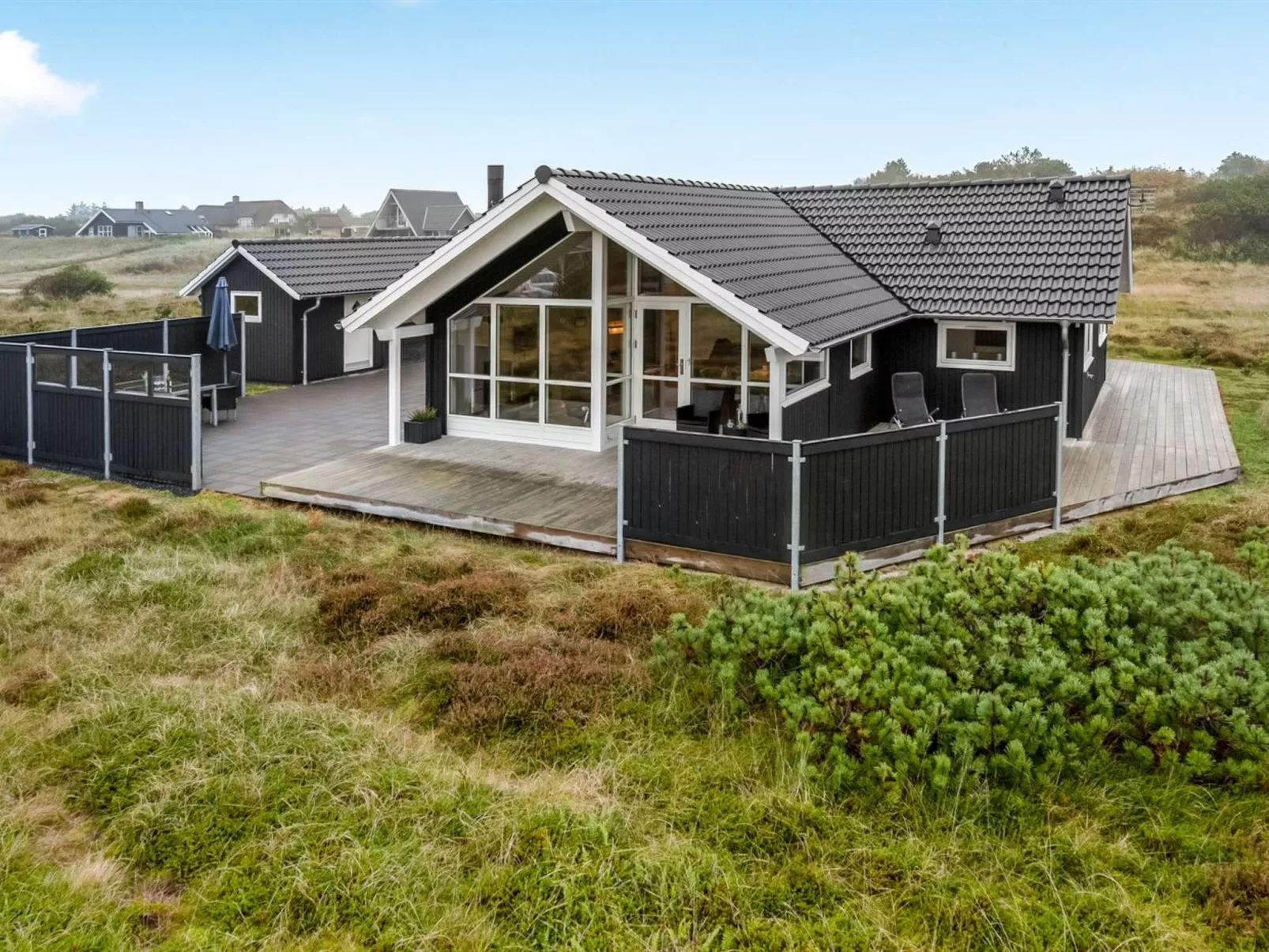 "Christan" - 1.2km from the sea-Buiten