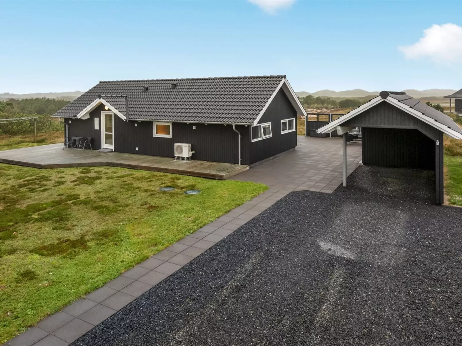 "Christan" - 1.2km from the sea-Buiten