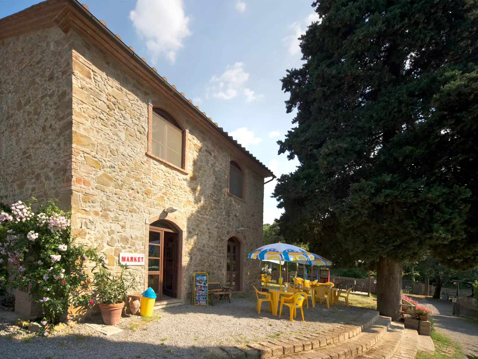 Camping Village Il Fontino-Binnen