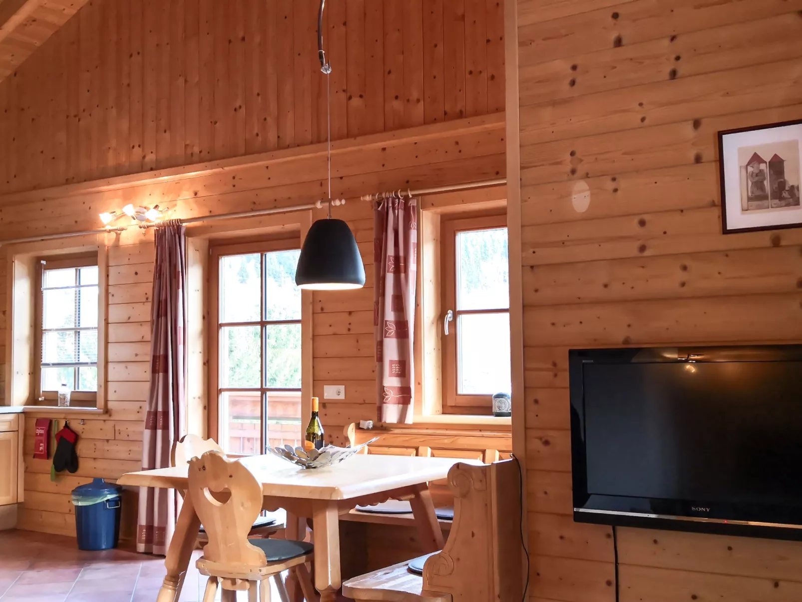 Chalet Jupiter-Binnen