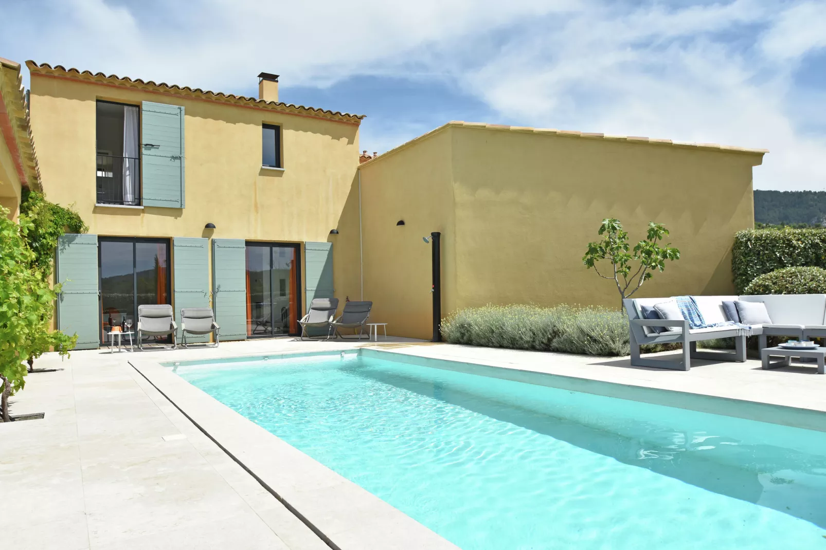 Villa Mont Ventoux-Buitenkant zomer