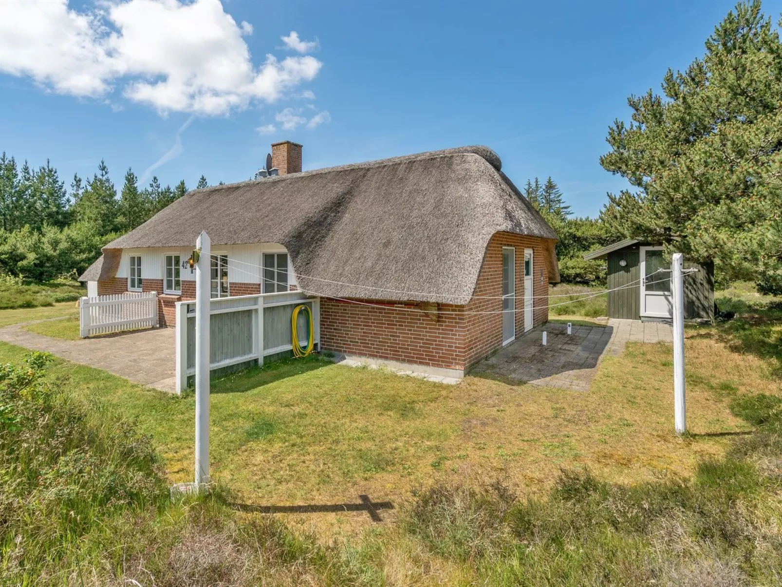 "Hakun" - 4km from the sea-Buiten
