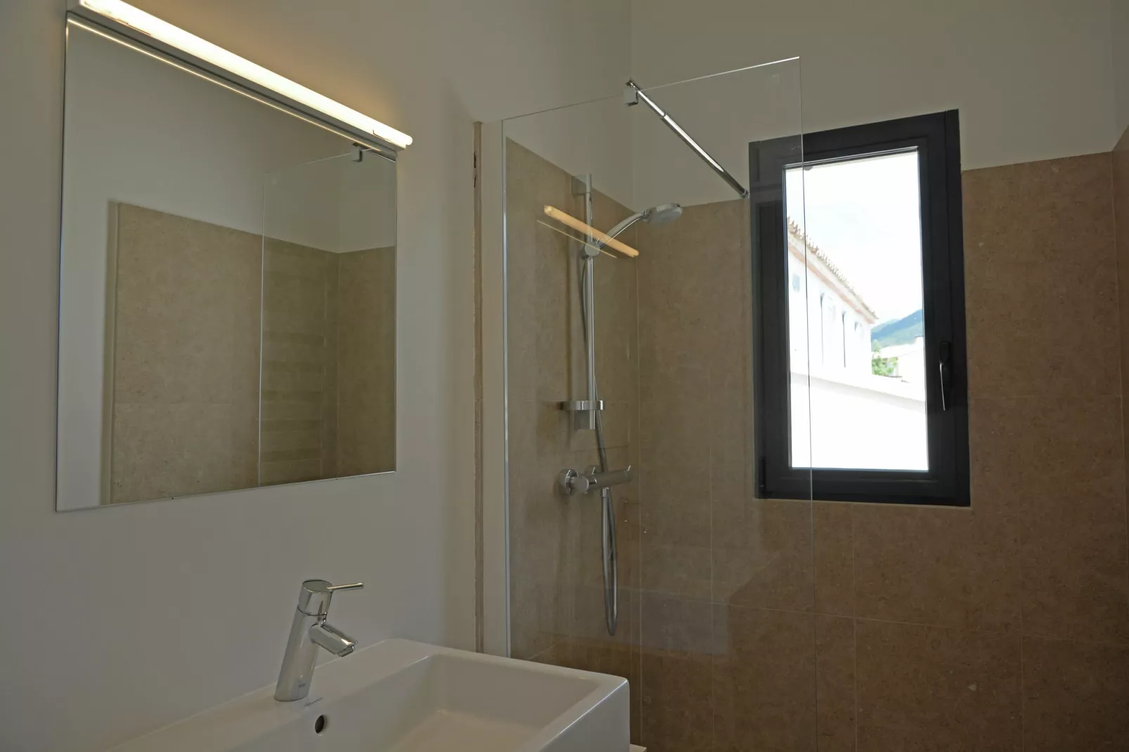 Les Collines-Badkamer