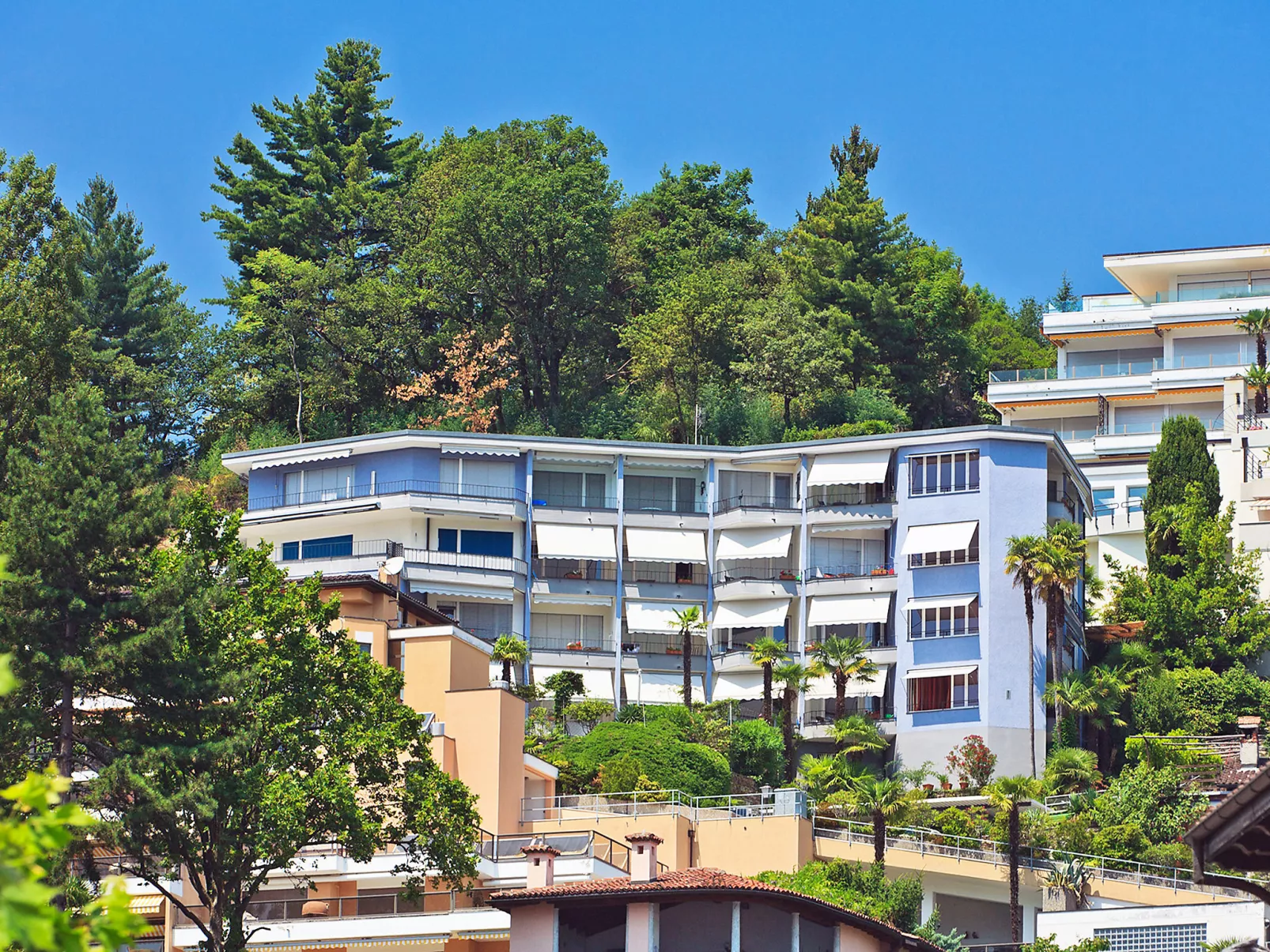 Suite Modern-Buiten