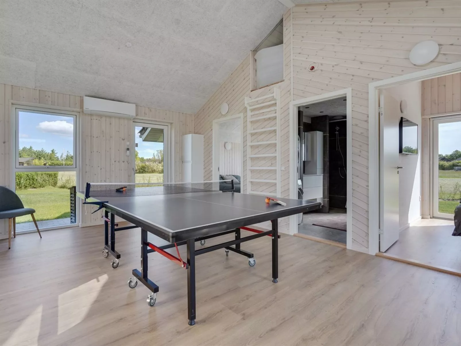 "Elsebet" - 600m from the sea