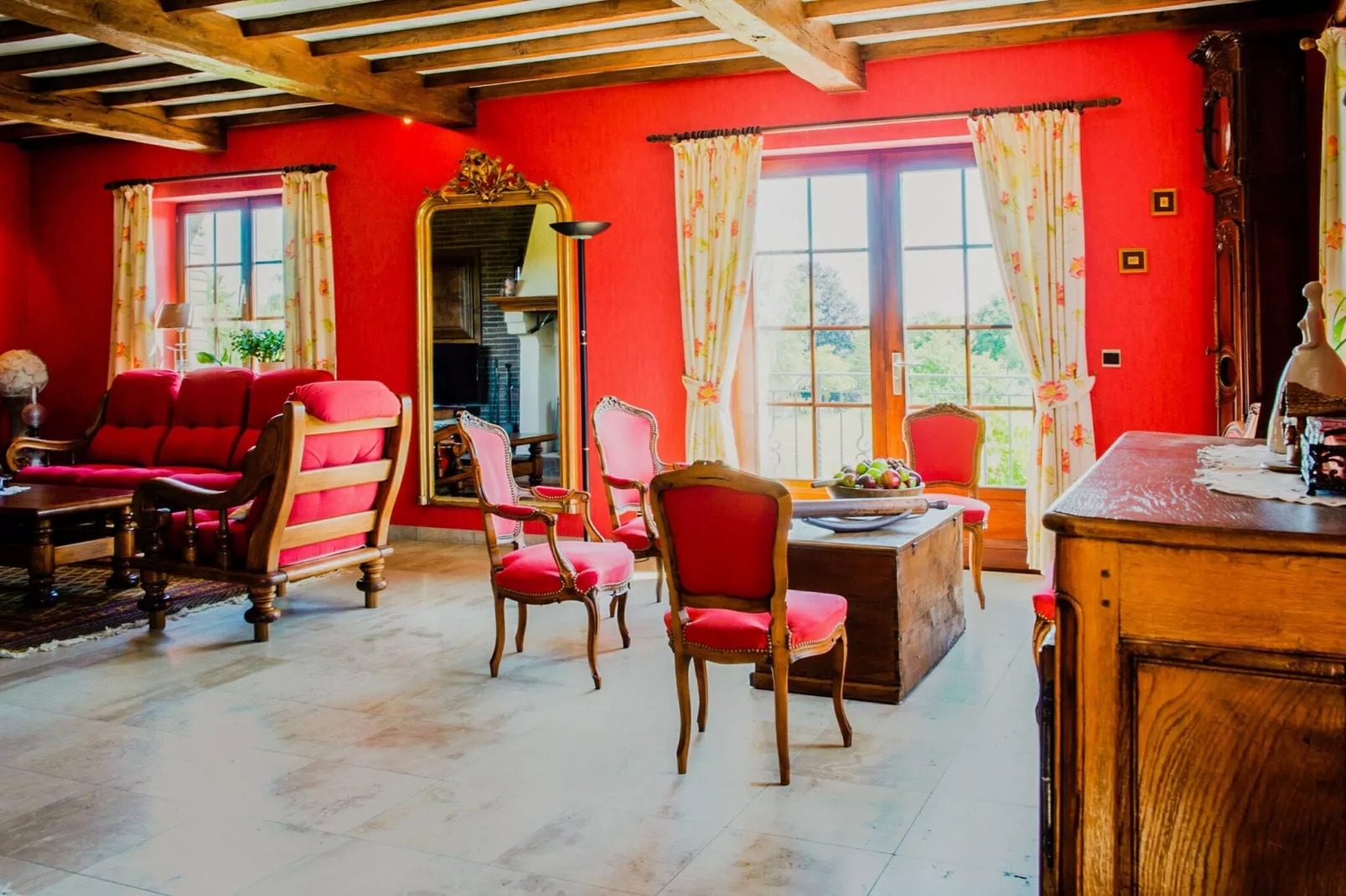 La Tourelle-Woonkamer