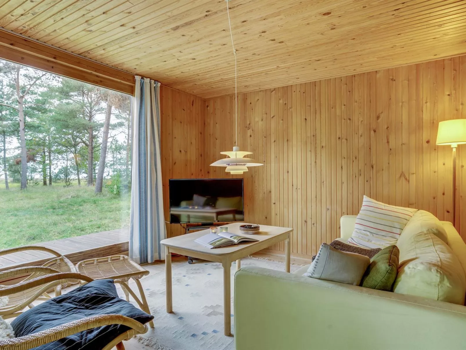 "Asmod" - 300m from the sea-Binnen