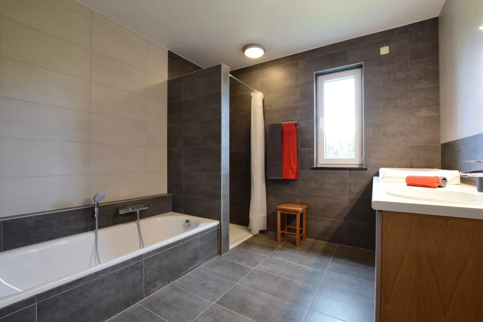 Clos des Hêtres Pourpres-Badkamer