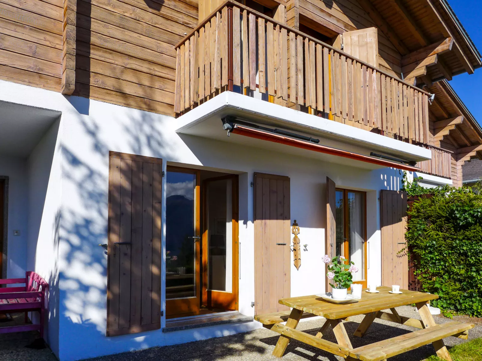 Chalet La Délège-Buiten