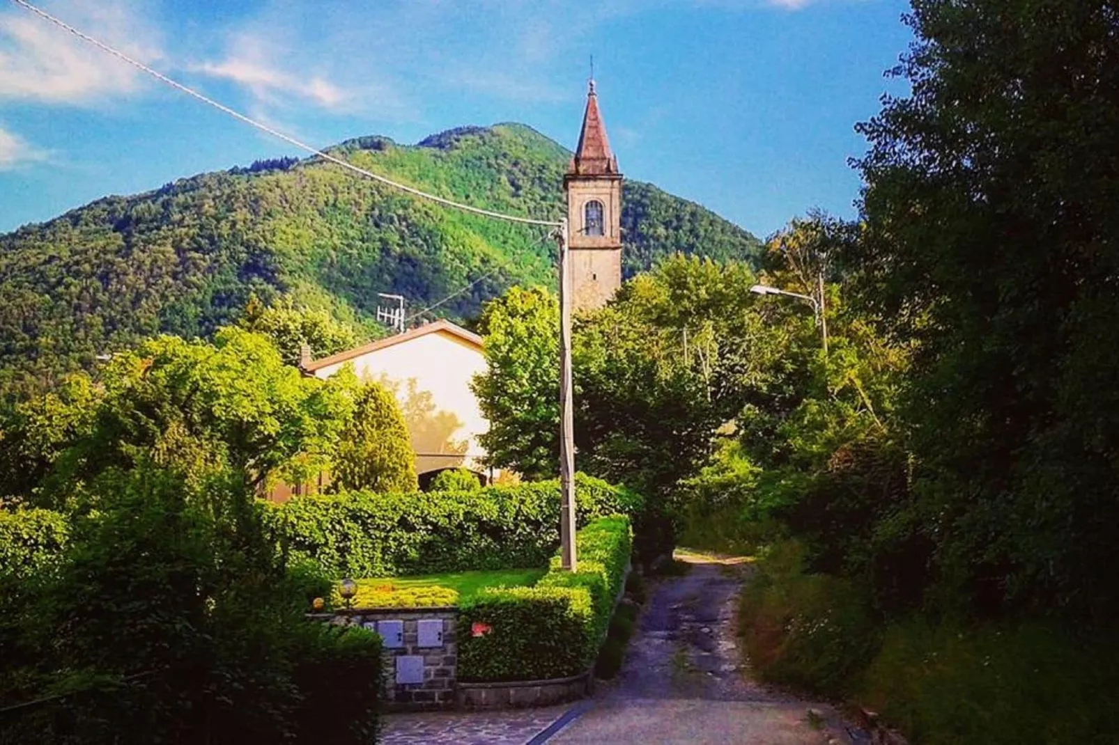 Casa Via Pieve-Buitenkant zomer