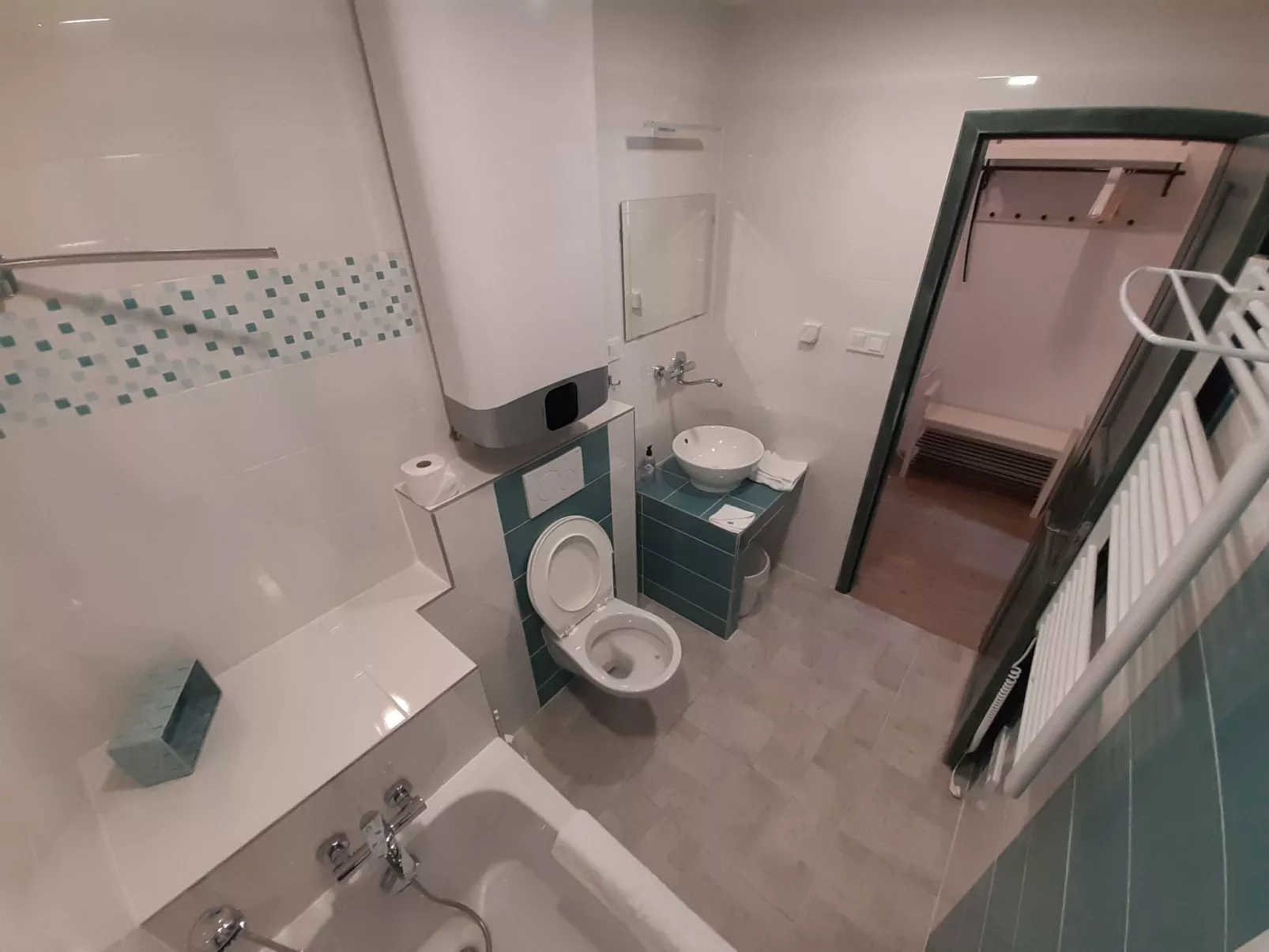 Safírový potok-Binnen