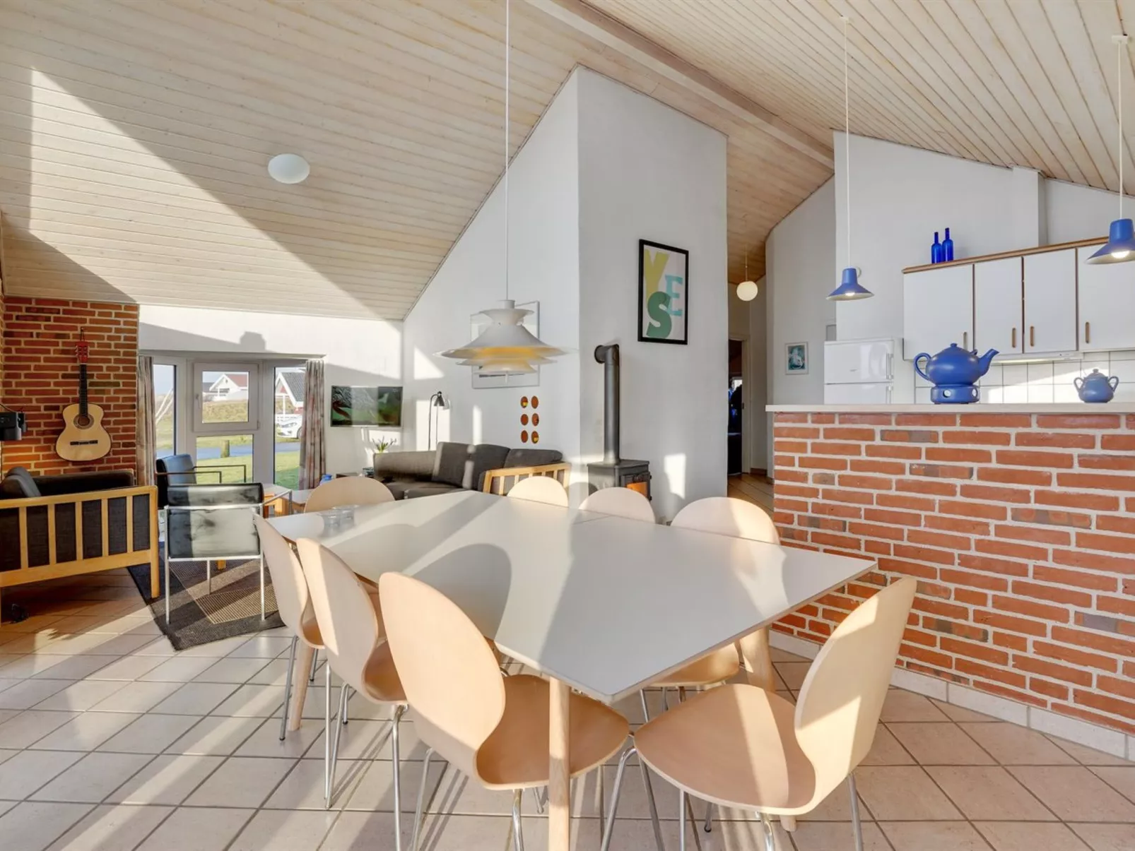 "Mari" - 400m from the sea-Binnen
