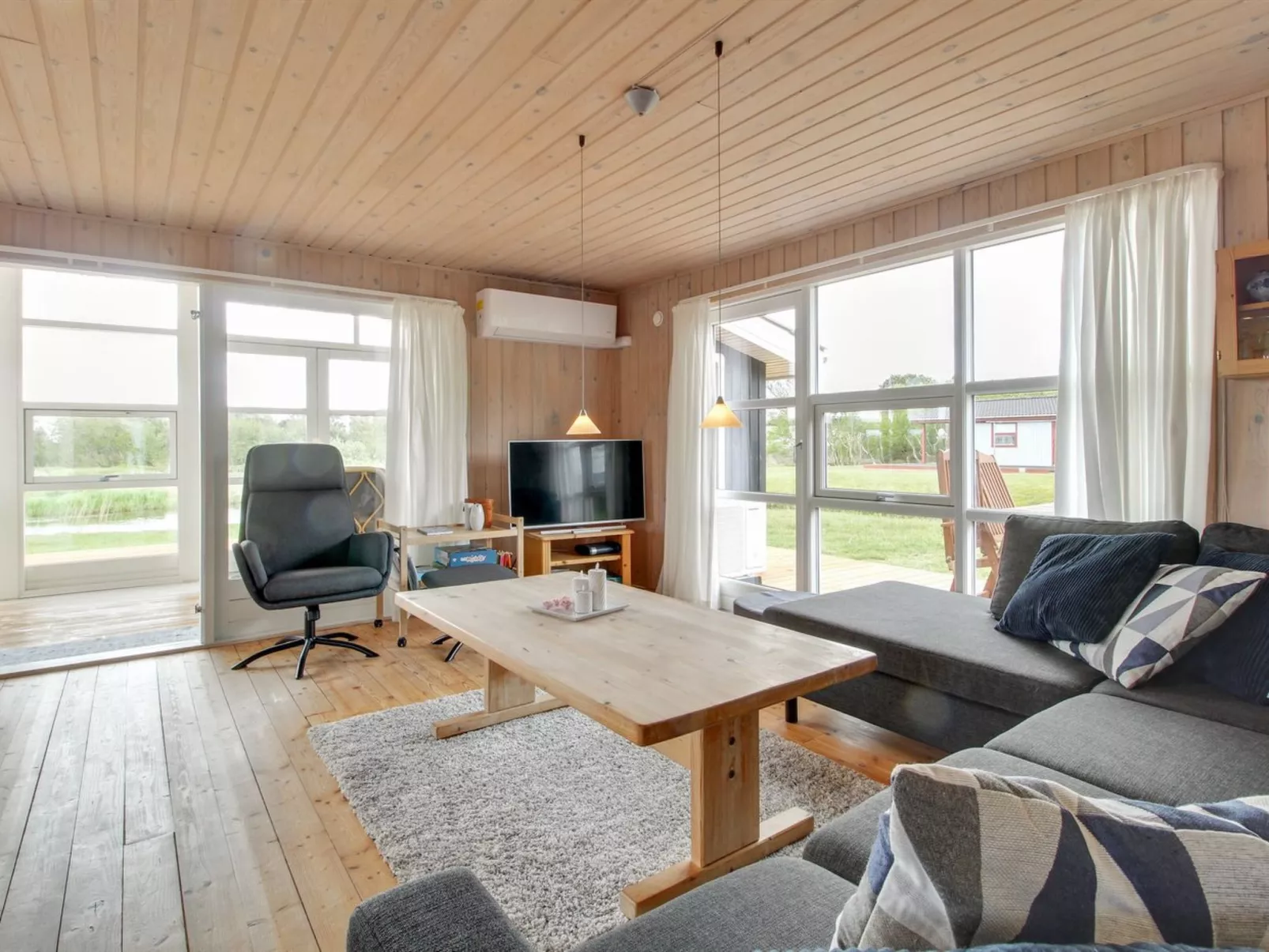 "Allis" - 400m from the sea-Binnen