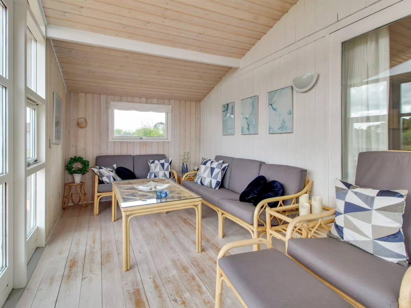 "Allis" - 400m from the sea-Binnen