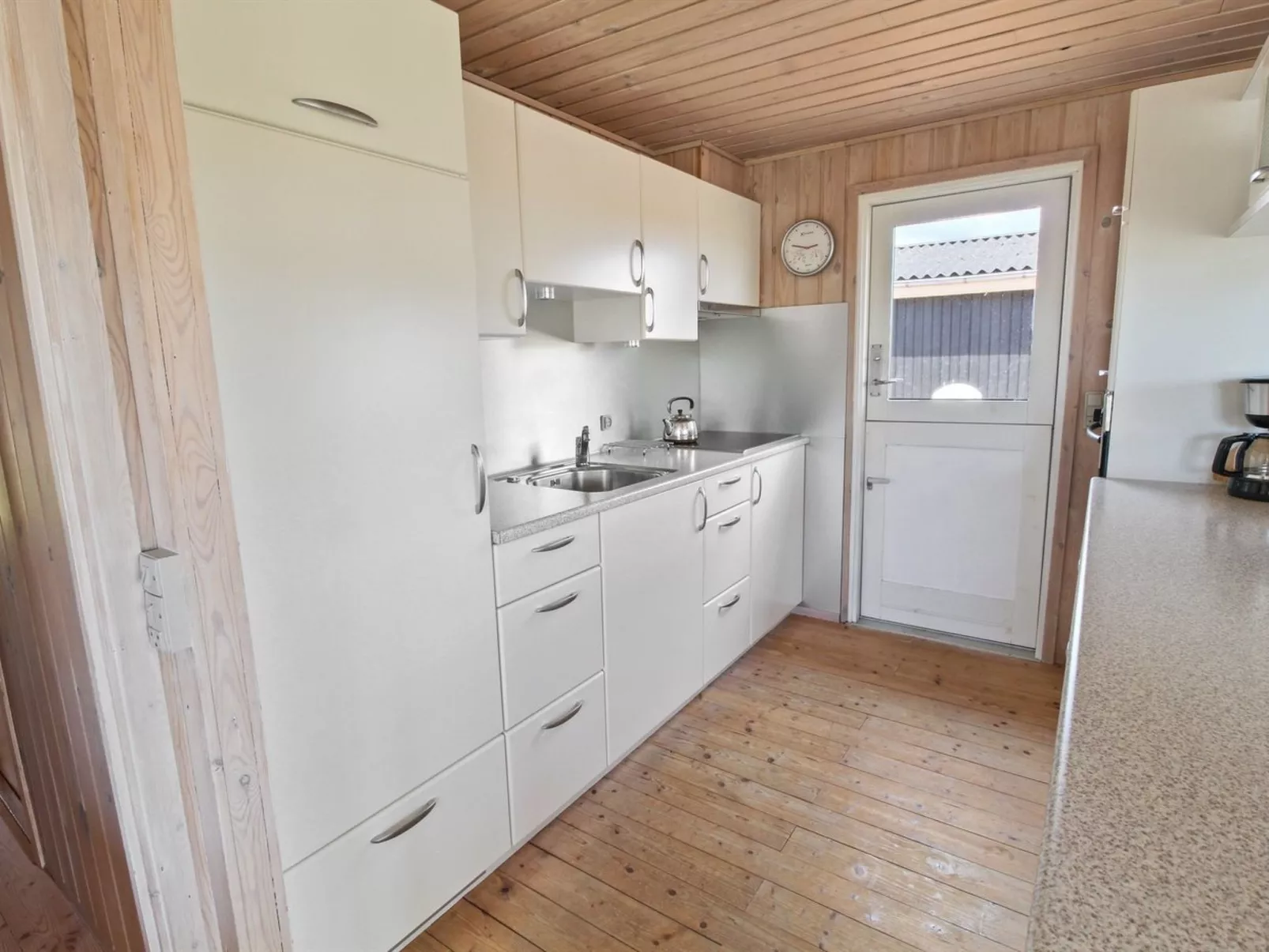 "Allis" - 400m from the sea-Binnen