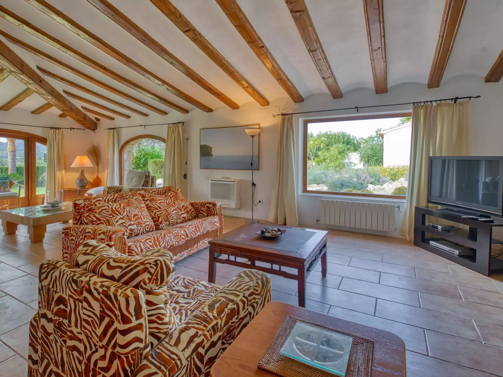 Villa Finca Labranza-Binnen