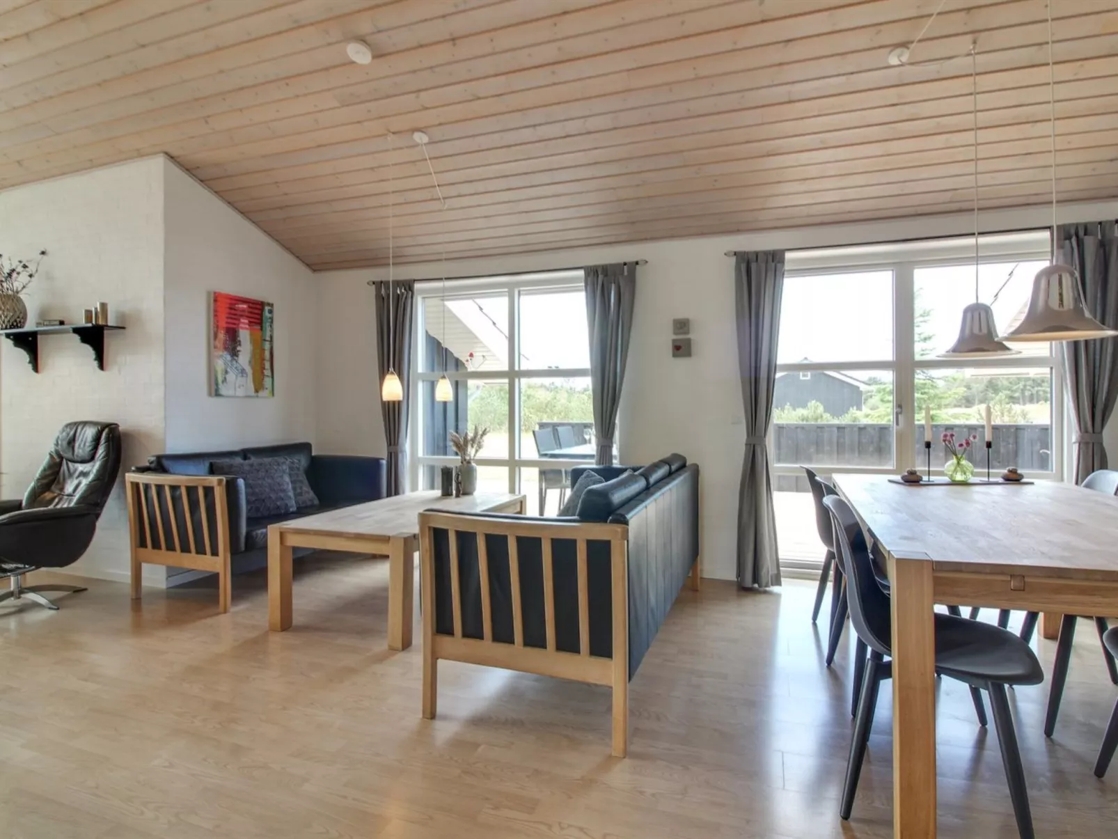"Mayke" - 900m from the sea