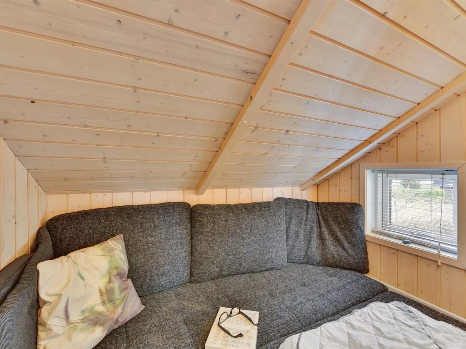"Finnja" - 400m from the sea-Binnen