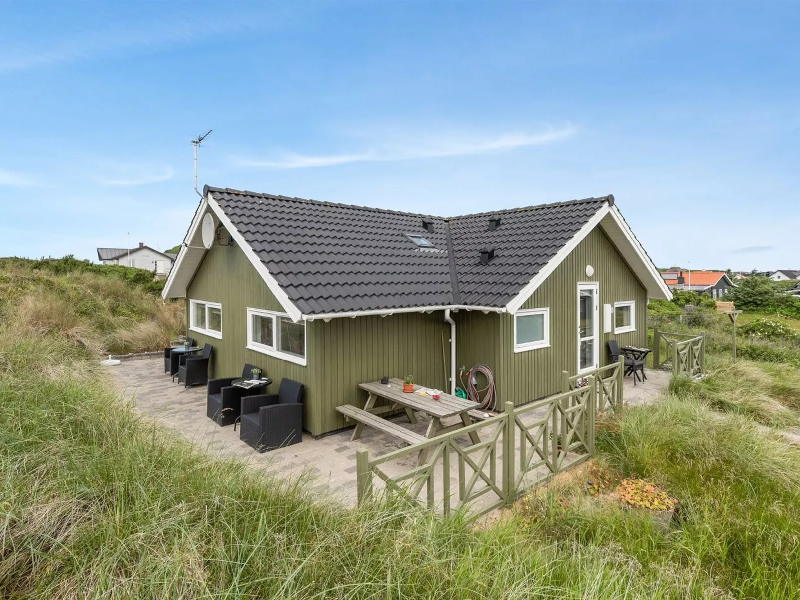 "Finnja" - 400m from the sea-Buiten