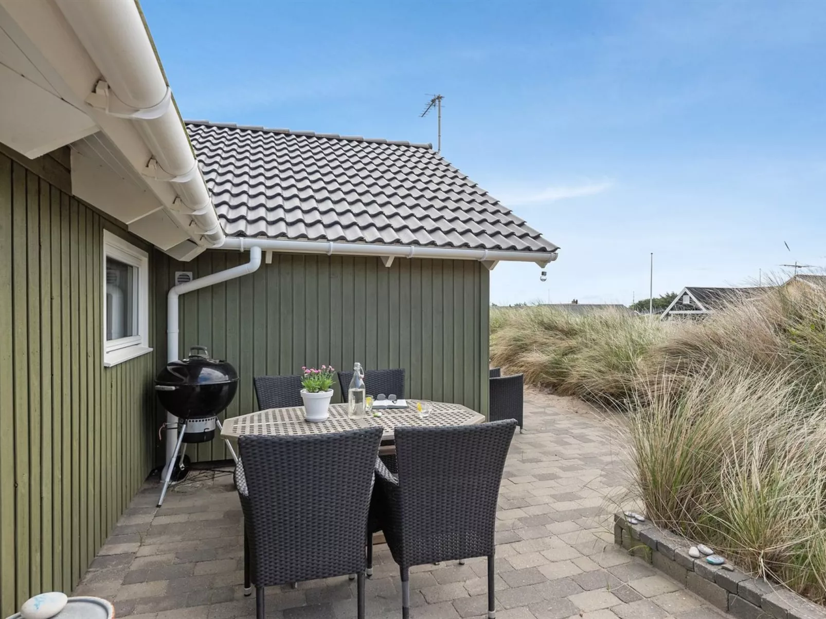 "Finnja" - 400m from the sea-Buiten