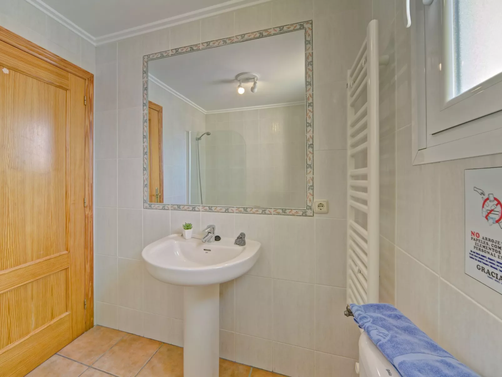 Residencial Puerta de Calpe-Binnen