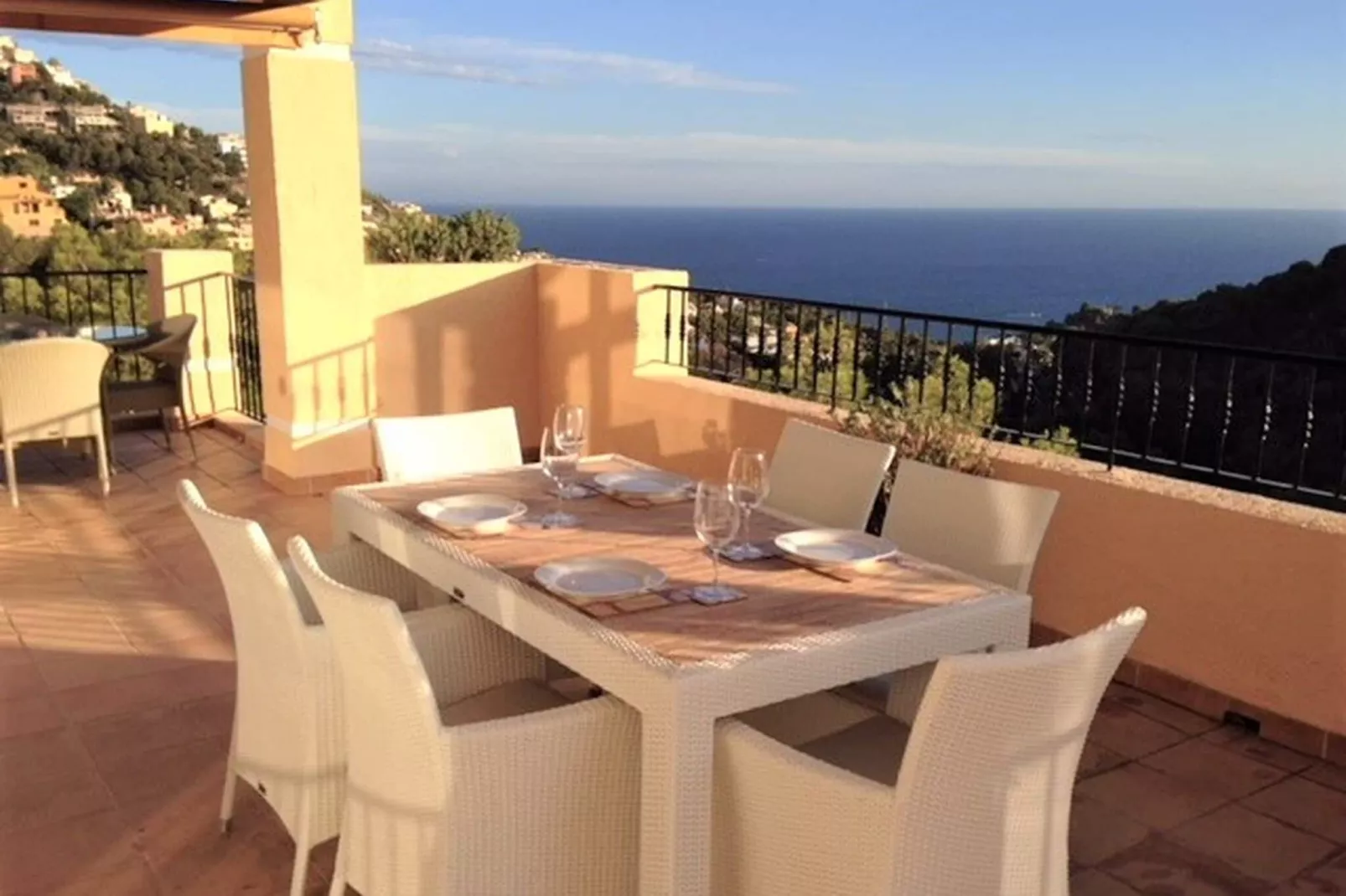 Villa Bouganvilla-Terrasbalkon