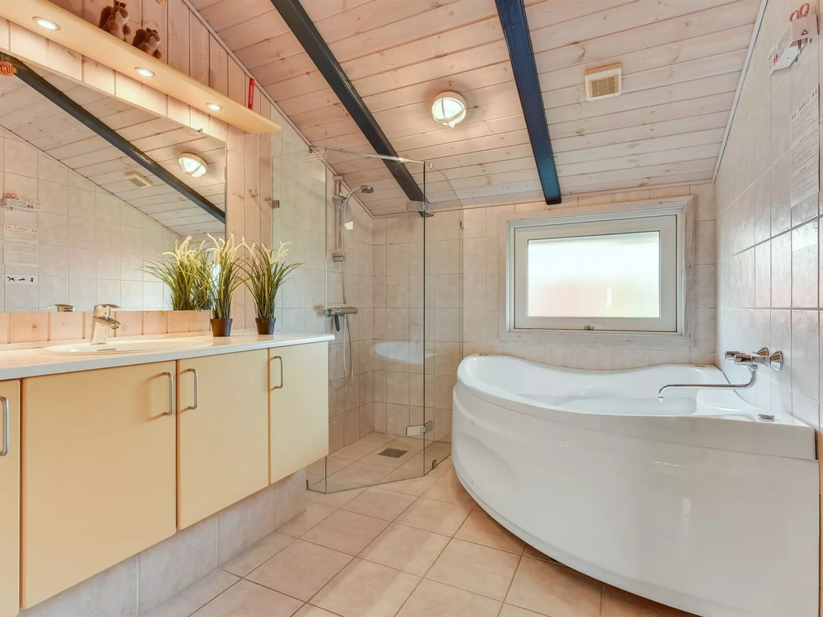 "Inge" - 300m from the sea-Buiten