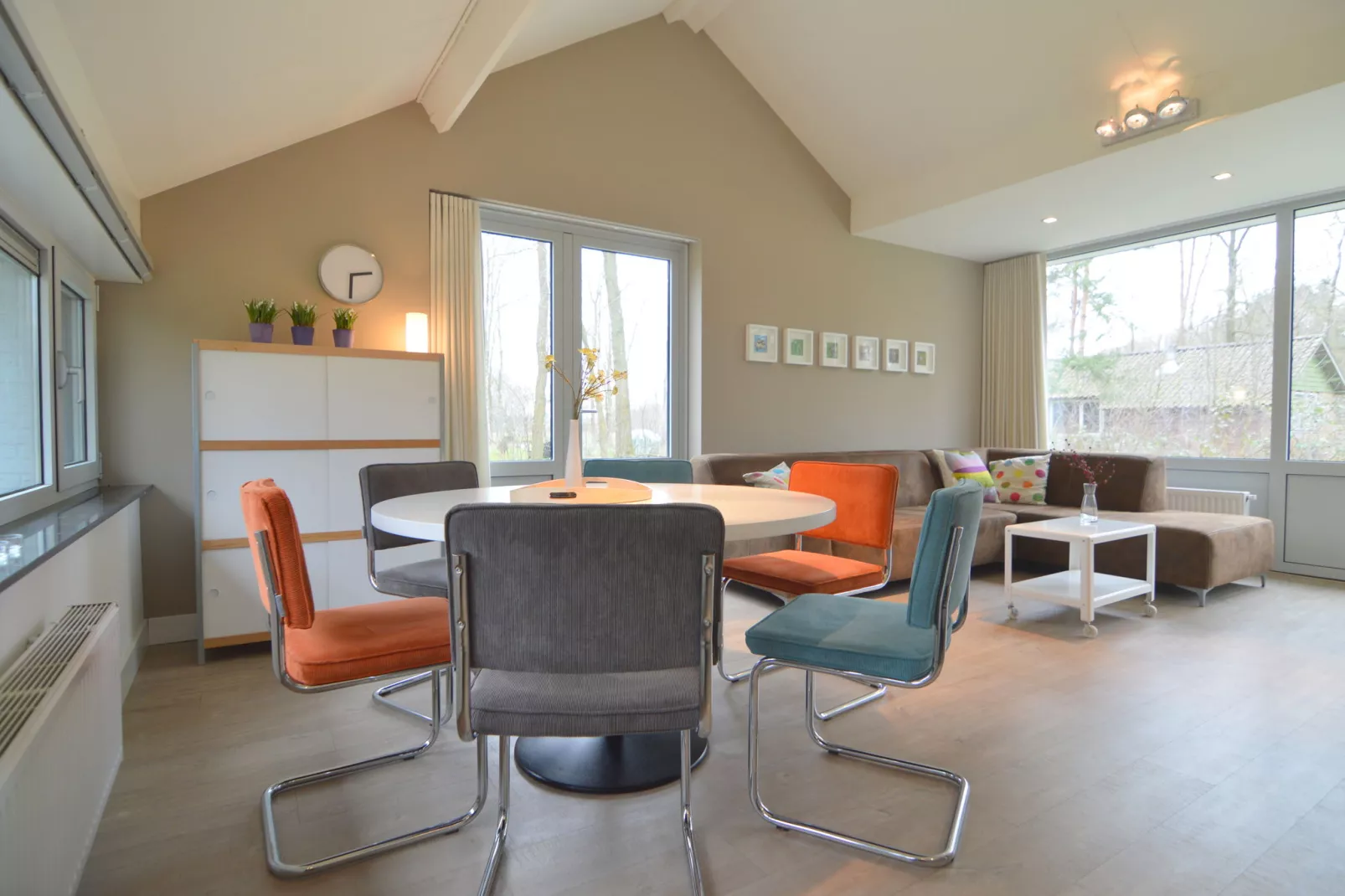 Bungalow 5-Eetkamer