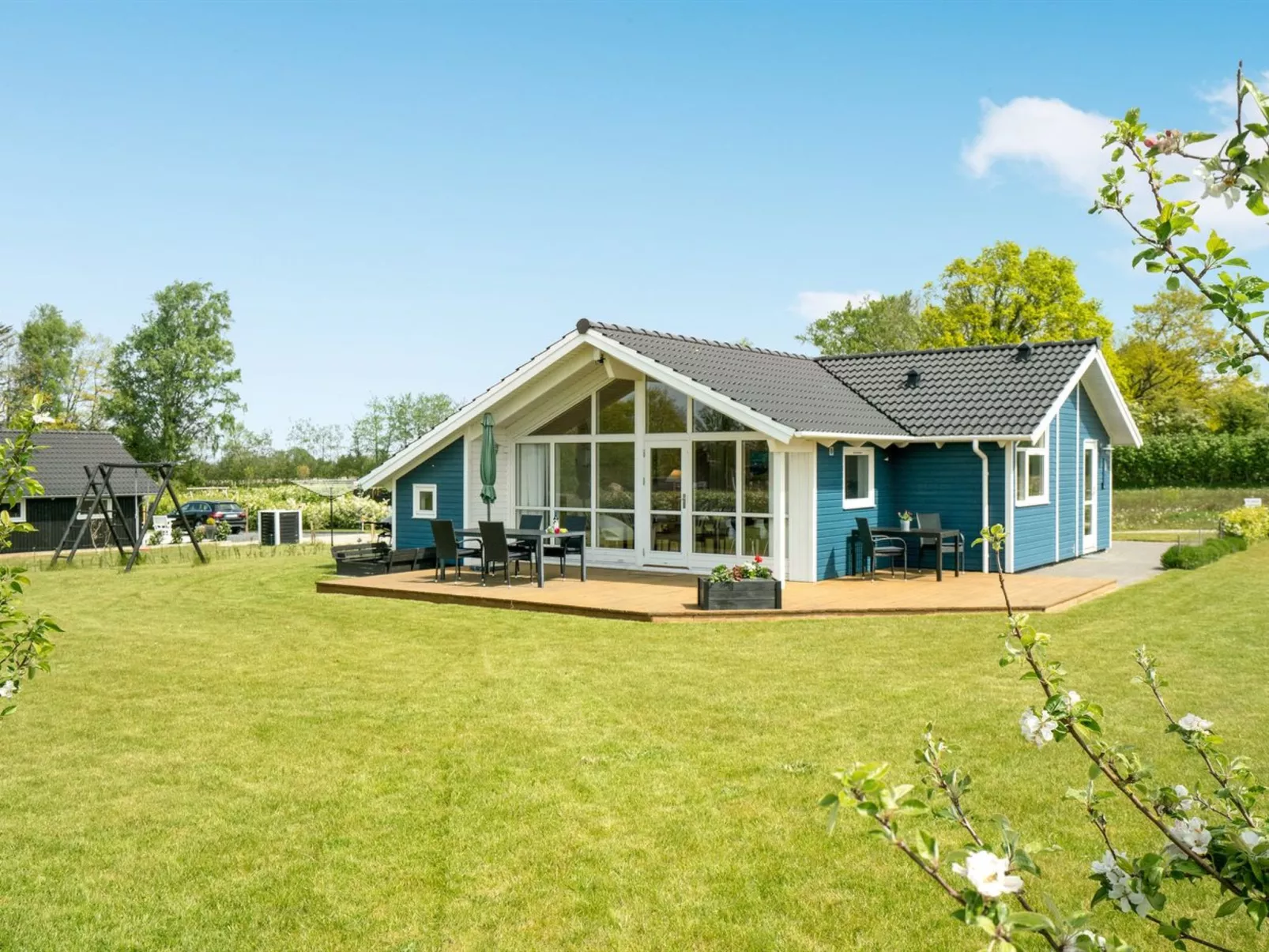 "Nuutti" - 300m from the sea-Buiten